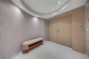 17001 E Collins Ave, Sunny Isles Beach, FL 33160 - Photo 2