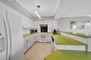 [Address not provided], Sunny Isles Beach, FL 33160 - Photo 22