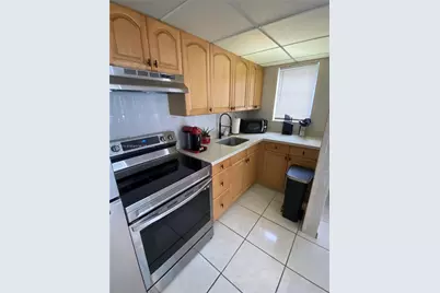 3210 Canal Dr #8, Pompano Beach, FL 33062 - Photo 6