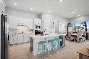 9734 SW Meridian Wy, Stuart, FL 34997 - Photo 8