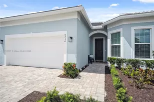 9734 SW Meridian Wy, Stuart, FL 34997 - Photo 4