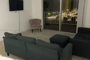 496 NW 165th St Rd, Miami, FL 33169 - Photo 10