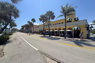 421 S Lakeside Dr, Lake Worth, FL 33460 - Photo 36