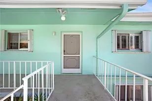 421 S Lakeside Dr, Lake Worth, FL 33460 - Photo 6