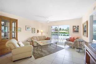 421 S Lakeside Dr, Lake Worth, FL 33460 - Photo 14