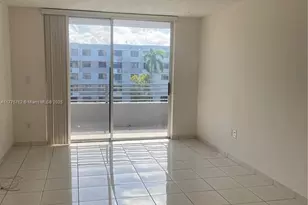 8201 NW 8th St, Miami, FL 33126 - Photo 18