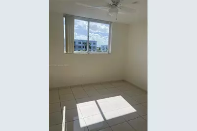 8201 NW 8th St #1-402, Miami, FL 33126 - Photo 20