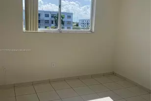8201 NW 8th St, Miami, FL 33126 - Photo 20