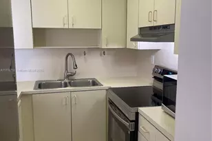 8201 NW 8th St, Miami, FL 33126 - Photo 14