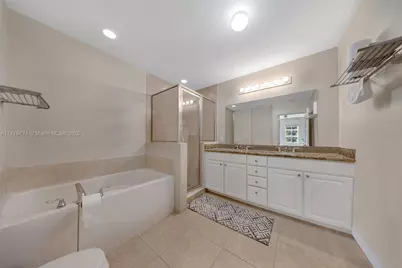 3001 NE 185th St #219, Aventura, FL 33180 - Photo 24