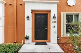 2452 SW 99th Way, Miramar, FL 33025 - Photo 4
