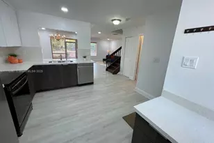 1616 Cypress Pointe Dr, Coral Springs, FL 33071 - Photo 8