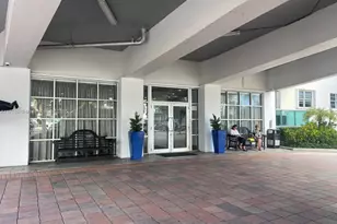 19390 Collins Ave, Sunny Isles Beach, FL 33160 - Photo 14