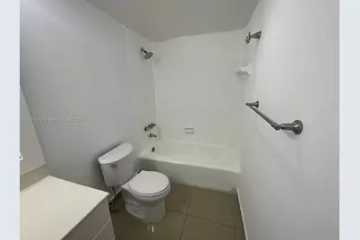 19390 Collins Ave #123, Sunny Isles Beach, FL 33160 - Photo 10