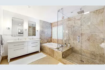 8860 SW 155th Ter, Palmetto Bay, FL 33157 - Photo 14