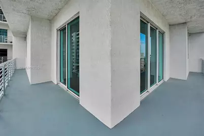 234 NE 3rd St #2202, Miami, FL 33132 - Photo 26