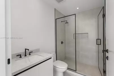 160 Isle Of Venice Dr. #PH2, Fort Lauderdale, FL 33301 - Photo 18