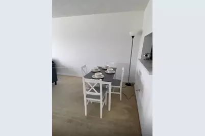 496 NW 165th St Rd #D-611, Miami, FL 33169 - Photo 4