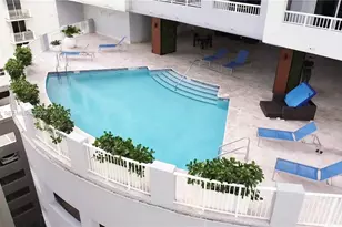 170 SE 14th St, Miami, FL 33131 - Photo 10