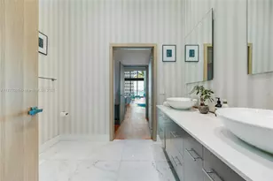 7960 Biscayne Point Cir, Miami Beach, FL 33141 - Photo 54
