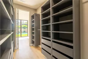 412 NW 47th St, Miami, FL 33127 - Photo 24