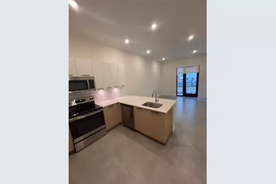 16395 Biscayne Blvd #TH 6, North Miami Beach, FL 33160 - Photo 4