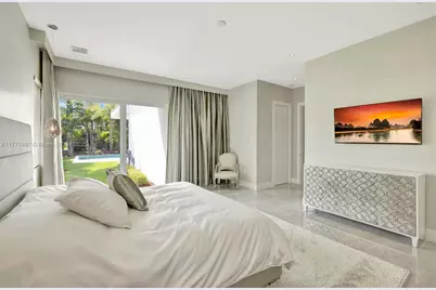 907 Diplomat Pkwy, Hallandale Beach, FL 33009 - Photo 22