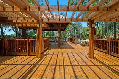 2000 Towerside Ter #805, Miami, FL 33138 - Photo 24