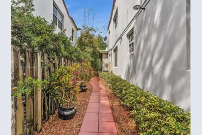 1534 Euclid Avenue, Miami Beach, FL 33139 - Photo 6