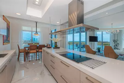 17301 Biscayne Blvd #2209, North Miami Beach, FL 33160 - Photo 18