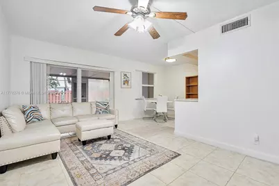 6668 SW 41st Pl #29, Davie, FL 33314 - Photo 2