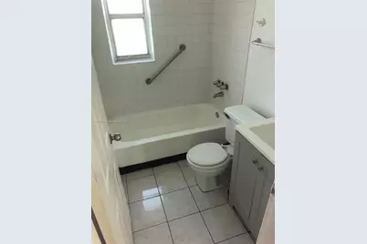 414 NW 15th Way, Fort Lauderdale, FL 33311 - Photo 12