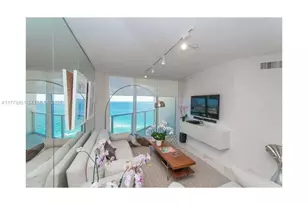 16699 Collins Ave, Sunny Isles Beach, FL 33160 - Photo 18