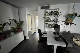 221 Meridian Ave, Miami Beach, FL 33139 - Photo 4