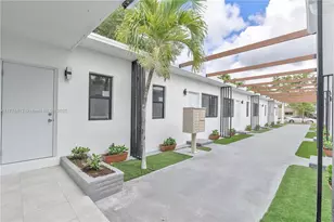 1946 Pierce St, Hollywood, FL 33020 - Photo 10