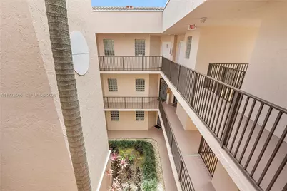 4101 E Coral Tree Cir #313, Coconut Creek, FL 33073 - Photo 18