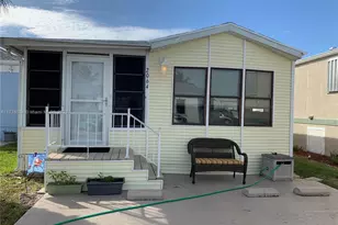 2064 Nettles Blvd, Jensen Beach, FL 34957 - Photo 1