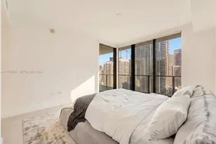 88 SW 7th St, Miami, FL 33130 - Photo 12