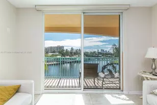 201 Golden Isles Dr, Hallandale Beach, FL 33009 - Photo 4