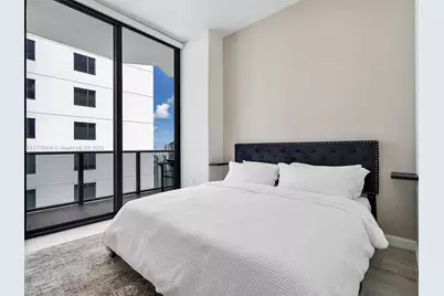 55 SW 9th St #4309, Miami, FL 33130 - Photo 16