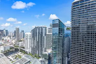 55 SW 9th St, Miami, FL 33130 - Photo 24