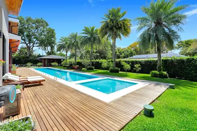 128 NE 94th St, Miami Shores, FL 33138 - Photo 52
