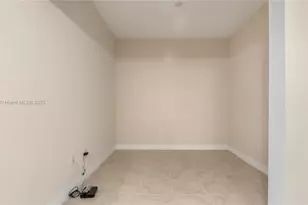 2681 N Flamingo Rd, Sunrise, FL 33323 - Photo 20