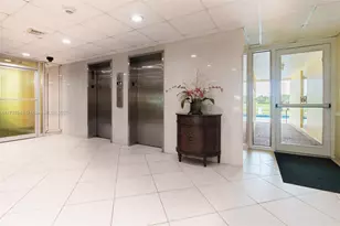 2500 NE 48th Ln, Fort Lauderdale, FL 33308 - Photo 8