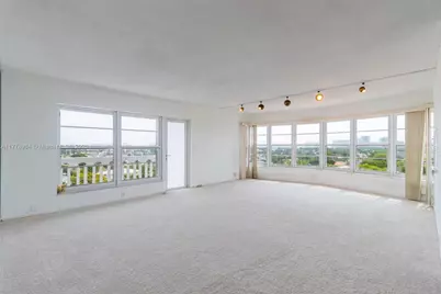 2500 NE 48th Ln #802, Fort Lauderdale, FL 33308 - Photo 10