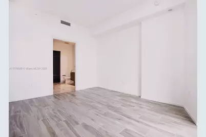801 S Miami Ave #5108, Miami, FL 33130 - Photo 4