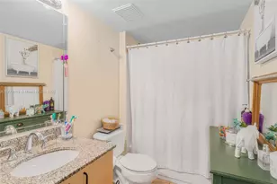 2433 Centergate Dr, Miramar, FL 33025 - Photo 14