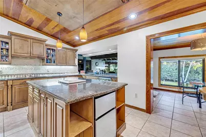 7801 SW 170th St, Palmetto Bay, FL 33157 - Photo 20