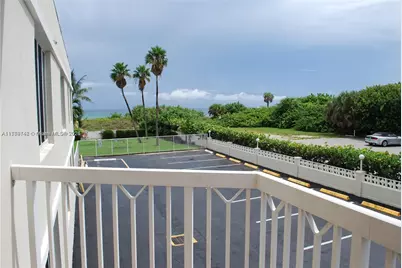 125 Ocean Ave #214, Palm Beach Shores, FL 33404 - Photo 8