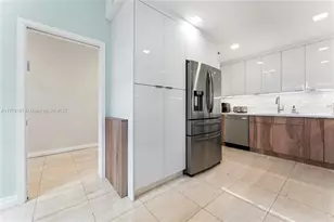 19133 Fisher Island Dr, Miami Beach, FL 33109 - Photo 18